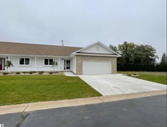 264 Windemere Place 13A West Branch, MI 48661