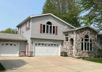 2062 Middle Haven Drive Gladwin, MI 48624