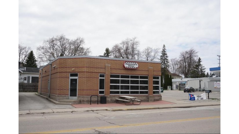 117 S Main St 119 Cedar Grove, WI 53013 by Berkshire Hathaway HomeServices Metro Realty $525,000