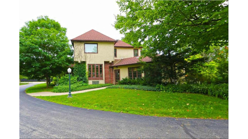 2932 Northwestern Ave Racine, WI 53404 by RE/MAX Newport - office@newportelite.com $499,900