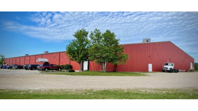 7865 Sandy Ridge Rd Barton, WI 53040 by Anderson Commercial Group, LLC $3,450,000