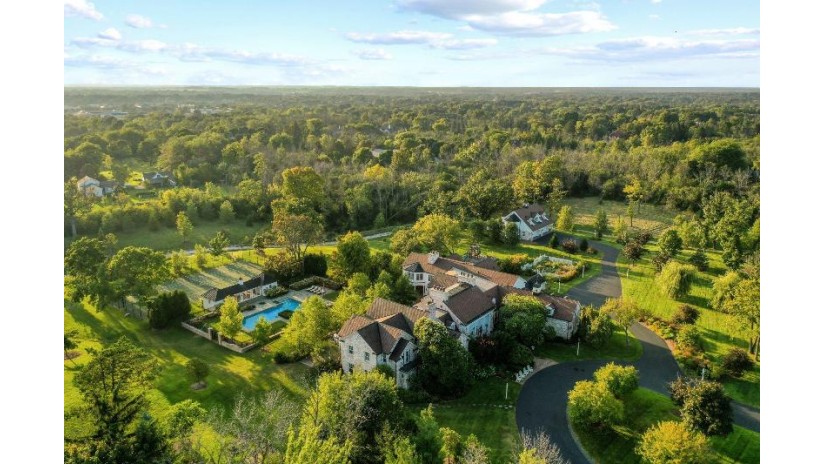 9303 N Valley Hill Rd River Hills, WI 53217 by Realty Executives Integrity~Brookfield - brookfieldfrontdesk@realtyexecutives.com $4,950,000