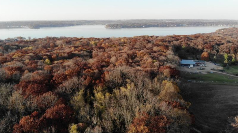 LT1 S Lakeshore Dr LT2 Linn, WI 53147 by Legendary Real Estate Services - 262-204-5534 $695,000