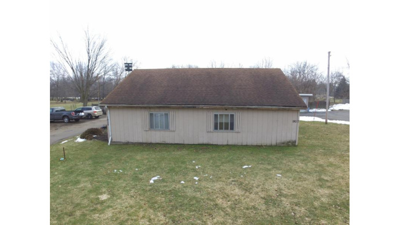 1905 Linn Rd 1907 Delavan, WI 53115 by Ryan G. Simons Company, Inc. $385,000