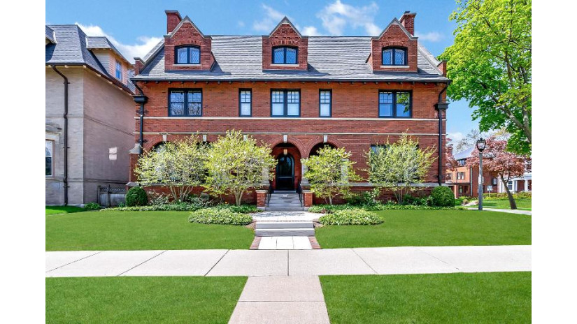 2405 E Wyoming Pl Milwaukee, WI 53202 by Mahler Sotheby's International Realty $1,795,000