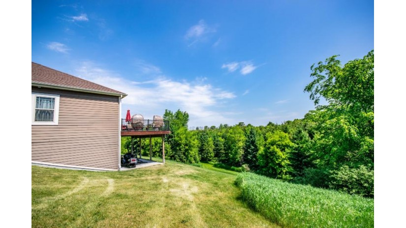 N5194 Blue Valley Rd Herman, WI 53027 by Emmer Real Estate Group $1,495,000