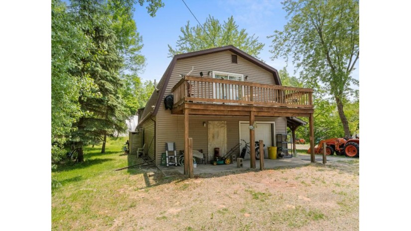 N2827 Dusty Ln Lyndon, WI 53011 by Liysa Callsen Realty LLC $1,499,500