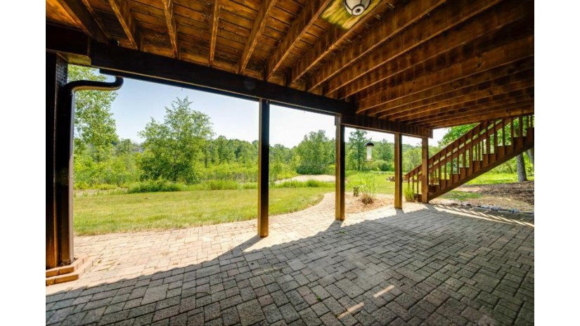 6215 Riesch Rd West Bend, WI 53095 by Stateline Dream Homes, Inc. $2,750,000