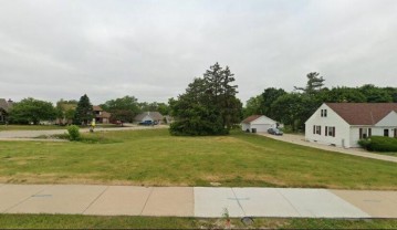 S67W14780 Janesville Rd, Muskego, WI 53150