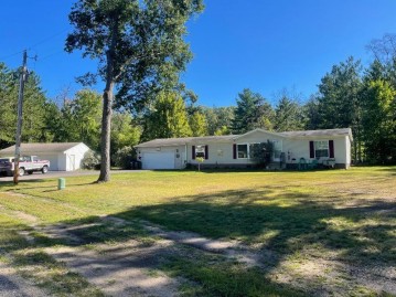 W4966 N Pathfinder Cir, Wescott, WI 54166-1898