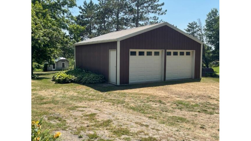 1045 Defreese St Viroqua, WI 54665 by homecoin.com $279,900