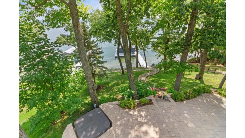 257 Constance Blvd Williams Bay, WI 53191 by @properties $4,599,000