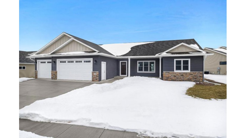 1350 Bridger Dr Holmen, WI 54636 by Coldwell Banker River Valley, REALTORS $469,900