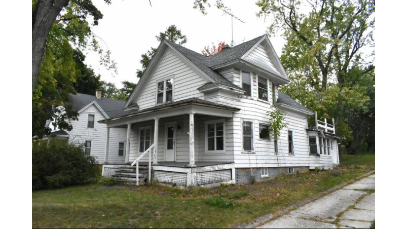 112 W Center Ave Cedar Grove, WI 53013 by Wynveen & Associates Realty $159,900