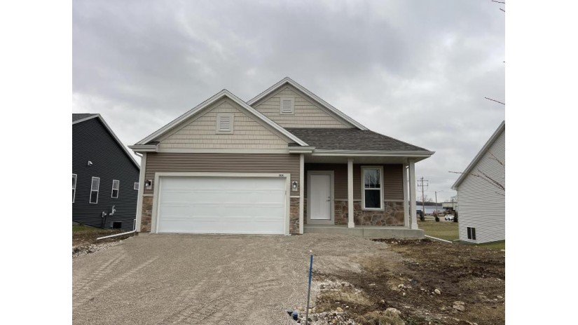 806 River Ridge Cir Waterford, WI 53185 by Parkway Realty, LLC $429,900