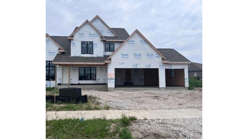 1617 White Deer Trl Waukesha, WI 53189 by Bielinski Homes, Inc. $722,900