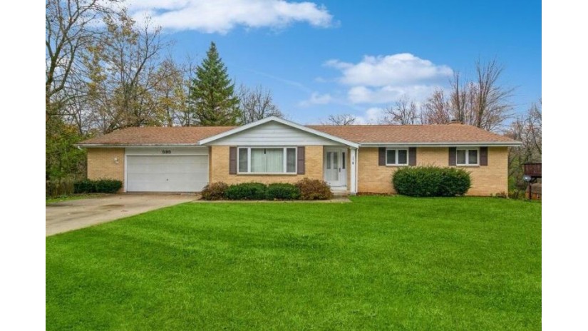595 River Dr Mayville, WI 53050 by Coldwell Banker Realty $299,900