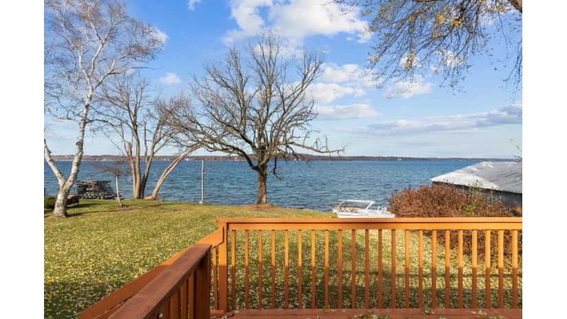 W3004 Longview Ln Green Lake, WI 53946 by Emmer Real Estate Group $1,397,900