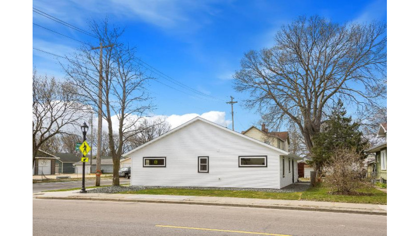 1803 George St La Crosse, WI 54603 by RE/MAX Results $274,900