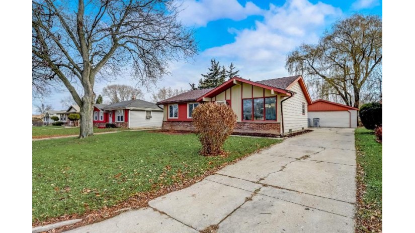 7108 N 46th St Milwaukee, WI 53223 by ACTS CDC $275,000