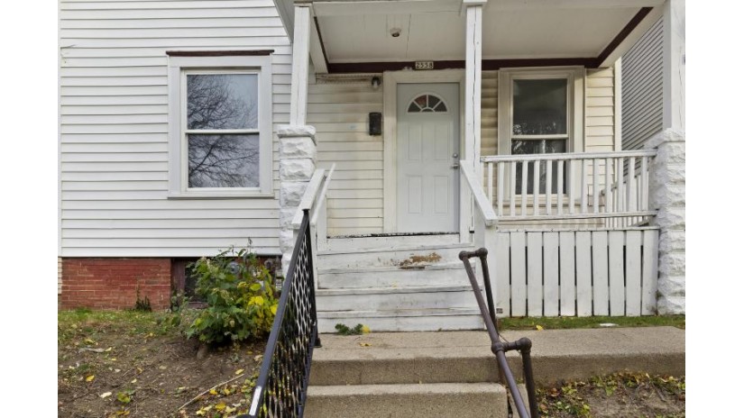 2558 N 37th St Milwaukee, WI 53210 by The Real Estate Edge, LLC $155,000