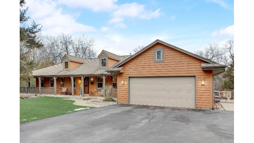 109 E Bluff St Palmyra, WI 53156 by Keller Williams Realty-Lake Country $898,500