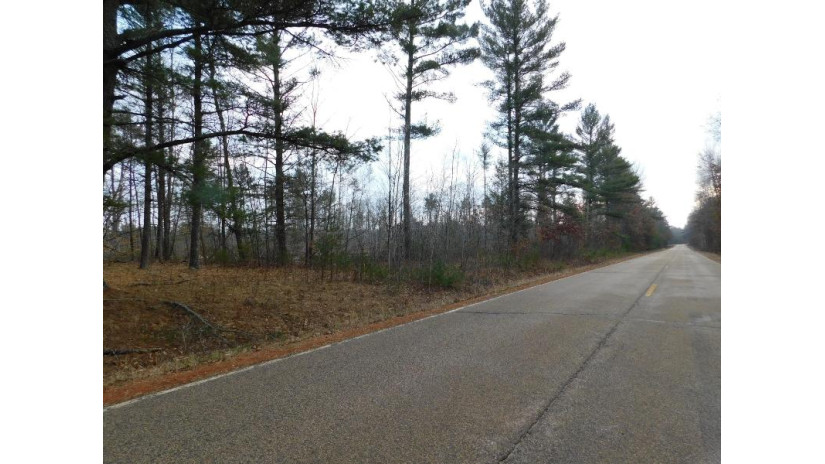 W606 Joe Johnson Rd Menominee, WI 54174 by RE/MAX North Winds Realty, LLC $475,000