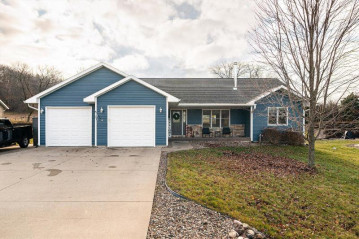 W3857 Harvey Ln, Farmington, WI 54644