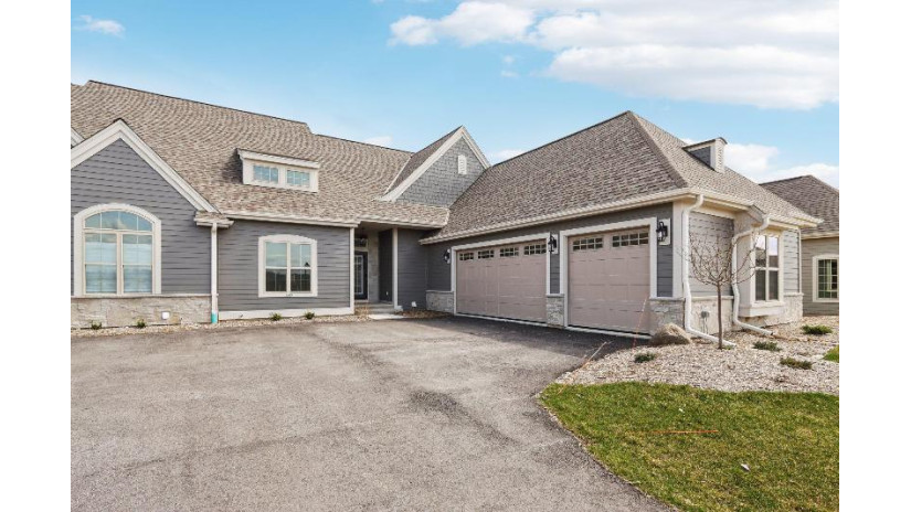 1532 Sandhill Blvd 22 Hartland, WI 53029 by Kings Way Realty, LLC $739,900