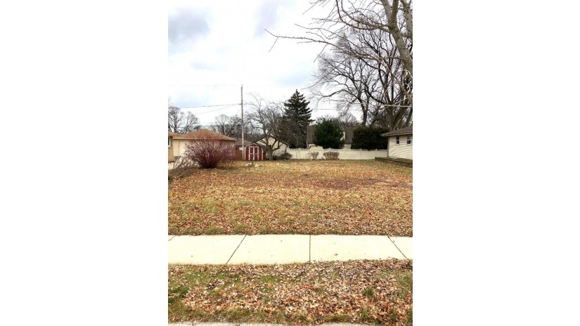 25 S 83rd St West Allis, WI 53219 by Cherry Home Realty, LLC $85,000