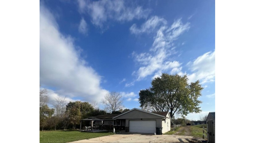 8526 S 116th St Franklin, WI 53132 by RE/MAX Lakeside-South $544,900