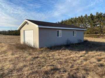 W7605 Wontor Rd, Amberg, WI 54102