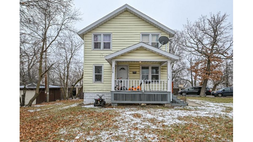 175 4th St 205 MOUNTAIN AVE Waukesha, WI 53188 by Realty Executives Southeast $275,000
