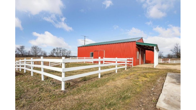 N3807 County Road G - Grant, WI 54928 by RE/MAX North Winds Realty, LLC $435,000
