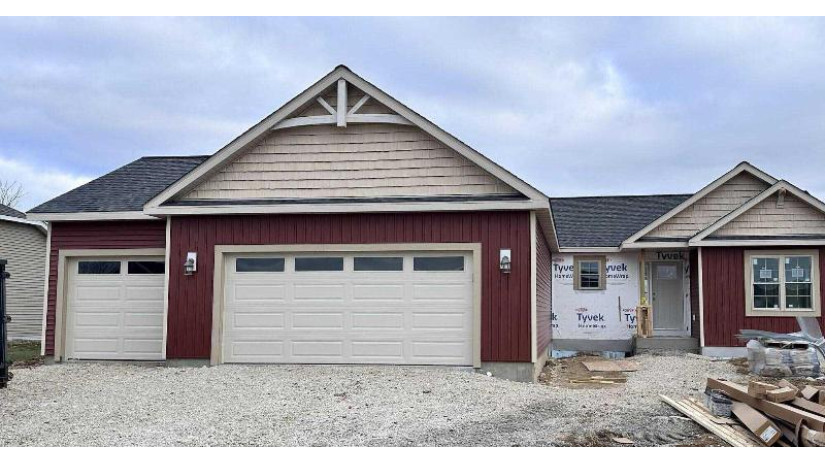 324 Crestview Ln Lake Mills, WI 53551 by Loos Custom Homes,LLC $434,900