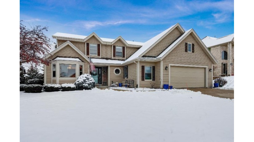 S95W12942 Walter Hagen Dr Muskego, WI 53150 by Exit Realty Results $524,900
