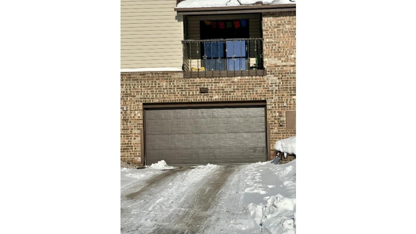 9034 W Lisbon Ave 8 Milwaukee, WI 53222 by Elements Realty LLC $89,900
