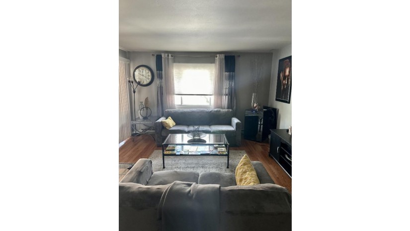 9034 W Lisbon Ave 8 Milwaukee, WI 53222 by Elements Realty LLC $89,900