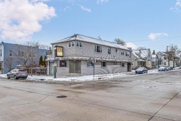 1202 Michigan Ave, Sheboygan, WI 53081-3356