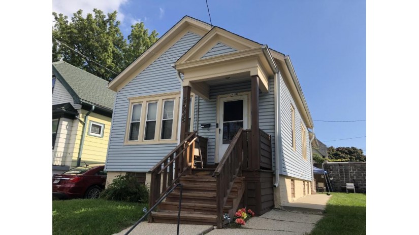 2908 N 13th St Milwaukee, WI 53206 by RE/MAX Lakeside-North $55,900