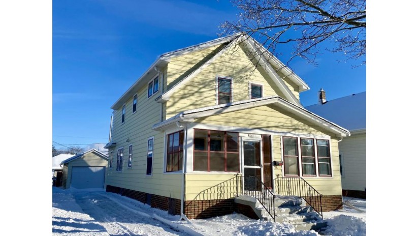 2011 N 20th St Sheboygan, WI 53081 by Berkshire Hathaway HomeServices Metro Realty $219,900