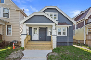 3876 N 22nd St, Milwaukee, WI 53206