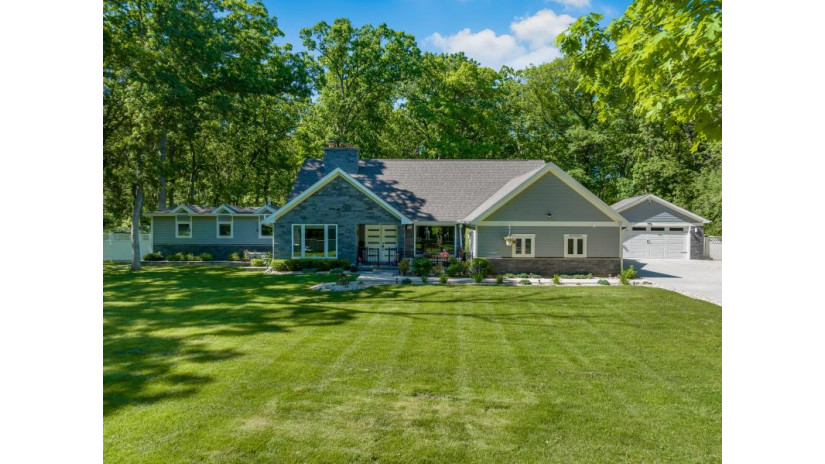 288 Stearns Rd Fontana, WI 53125 by Compass Wisconsin-Lake Geneva $1,275,000