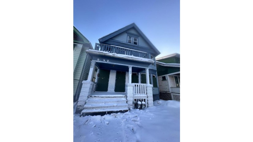 3166 N 16th St Milwaukee, WI 53206 by EXP Realty LLC-West Allis $45,000