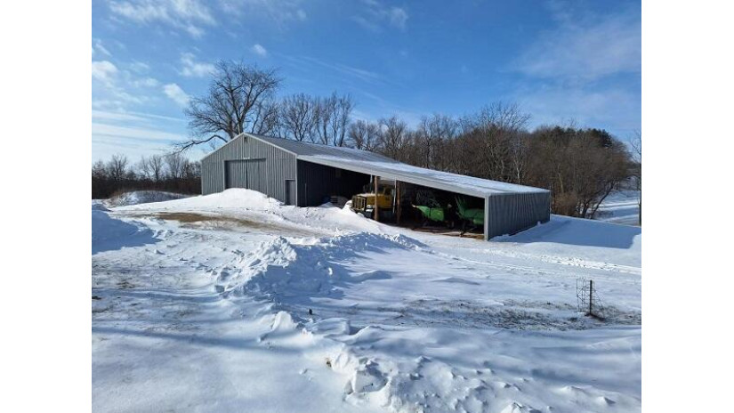 E8001 A County Rd Ss - Viroqua, WI 54665 by Shane Peterson Realty $399,900