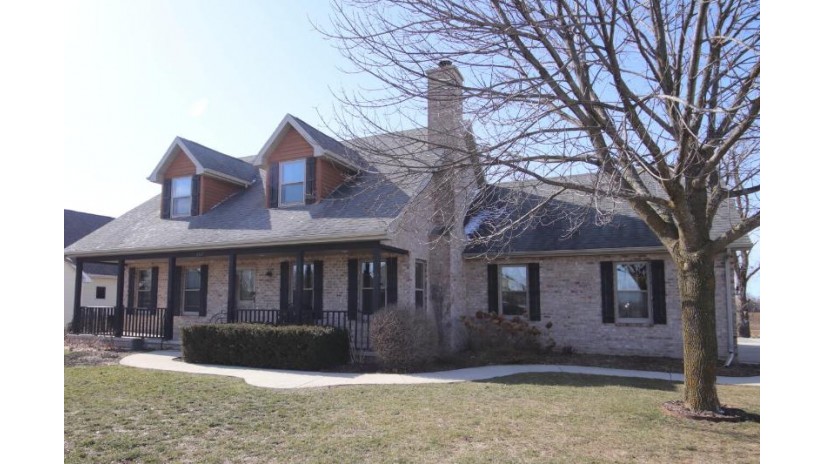 267 Kiesner Dr Chilton, WI 53014 by Premier Properties Realty, LLC $364,900