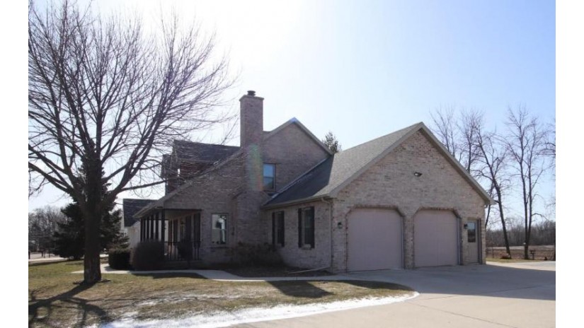 267 Kiesner Dr Chilton, WI 53014 by Premier Properties Realty, LLC $364,900