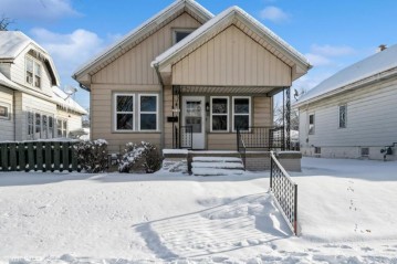 2150 S 63rd St, West Allis, WI 53219-1427