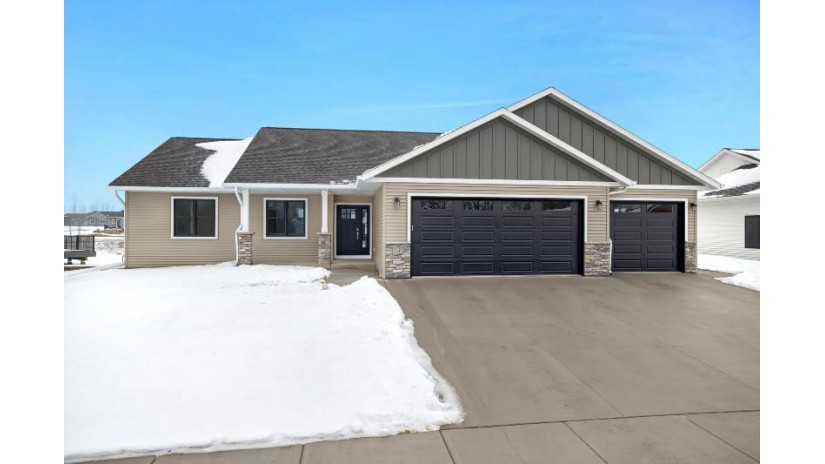 1340 Bridger Dr Holmen, WI 54636 by Coldwell Banker River Valley, REALTORS $469,900