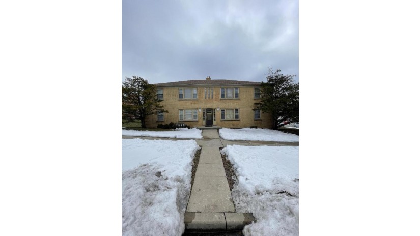8327 W Center St Milwaukee, WI 53222 by Smart Asset Realty Inc $334,900